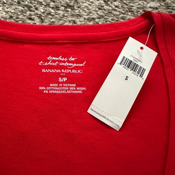 BANANA REPUBLIC (S) True Red Timeless V-Neck Tee Shirt Bright Fitted Basic Bold - Picture 6 of 7